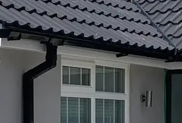 picture of guttering